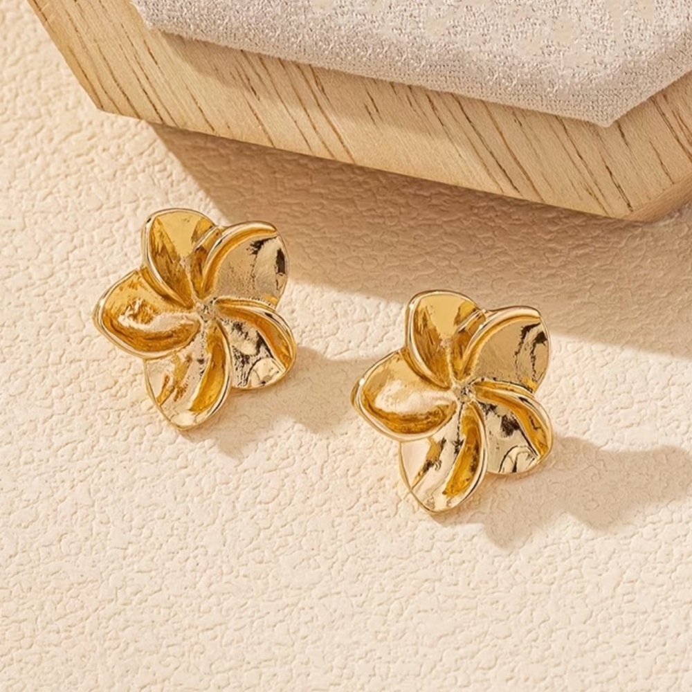 Gold Floral Plumeria Stud Earrings - Women Jewelry
